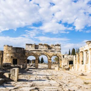 Excurcion a Hierapolis y Pamukkale en avion